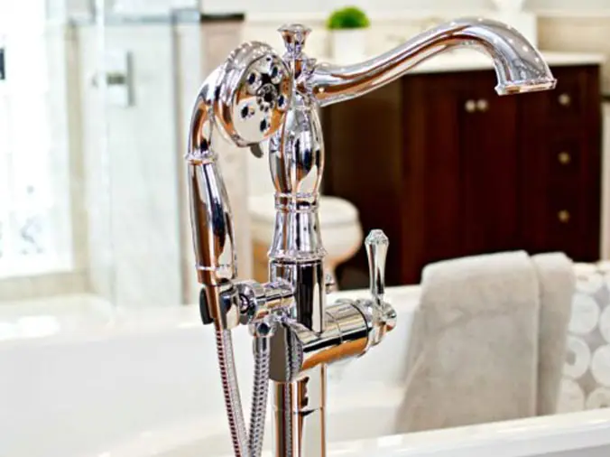 Polished chrome kitchen faucet