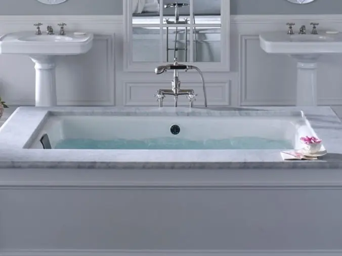 Kohler bathroom spa bathtub